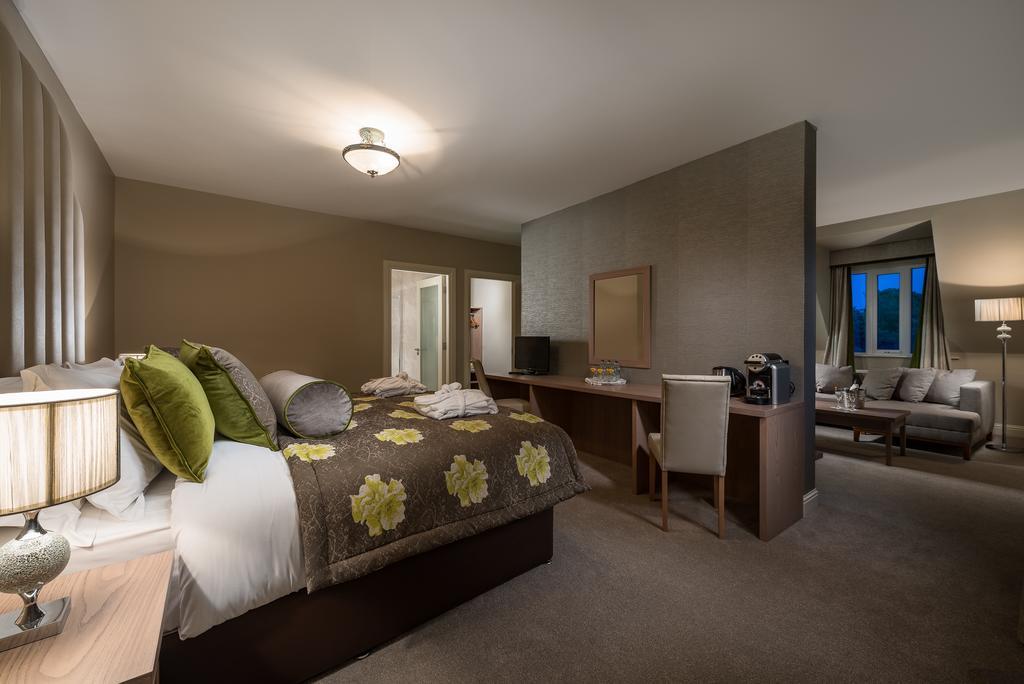 Breaffy House Hotel And Spa 캐슬바 외부 사진